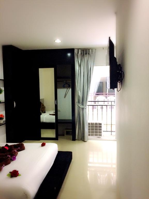 Lars-Lita Residence Patong Extérieur photo